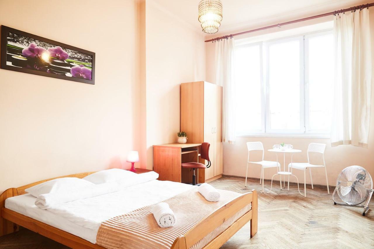 Retro Apartmentments Lobzowska Street Krakow Exterior photo