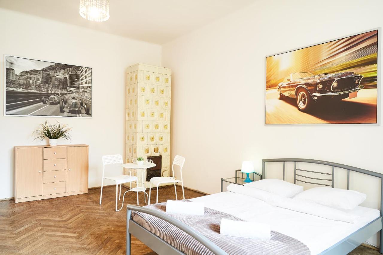 Retro Apartmentments Lobzowska Street Krakow Exterior photo